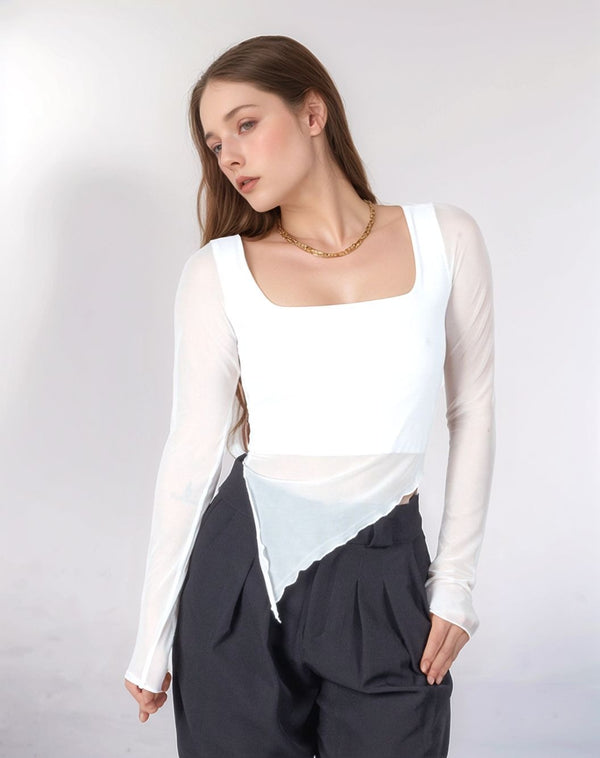 TOP MALLA CUELLO CUADRADO TRIANGULO